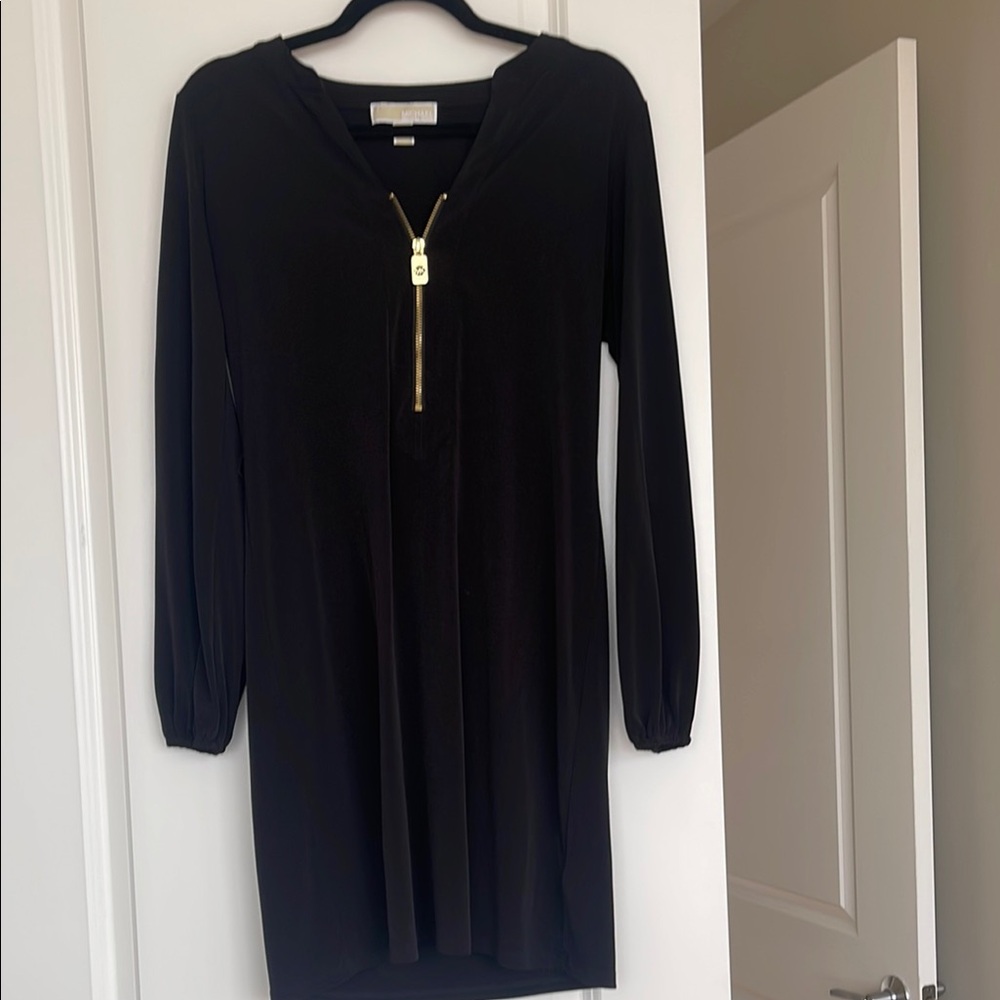 Michael Kors Black Gold Long Sleeve V-Neck Dress